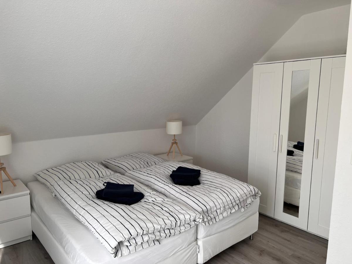Grosszuegige 3 Zkb Mit 80M² Lägenhet Wilhelmshaven Exteriör bild
